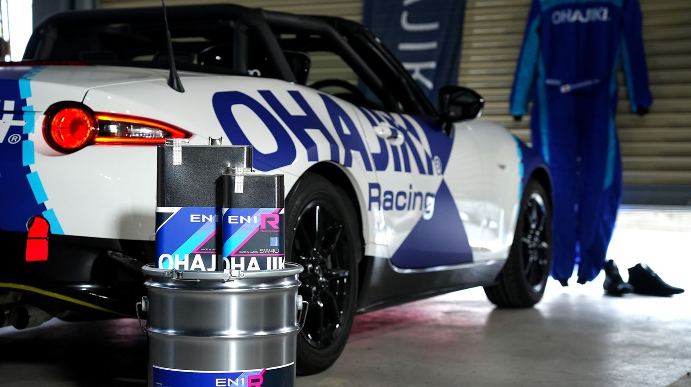 OHAJIKI Racingのマシンとエンジンオイル